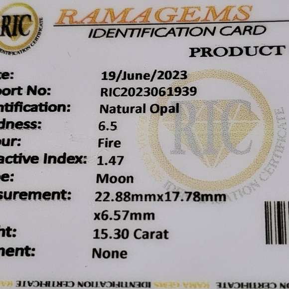 Stunning Certified Fire Opal Doublet Moon Cabachon 🌙 - Picture 7 of 7